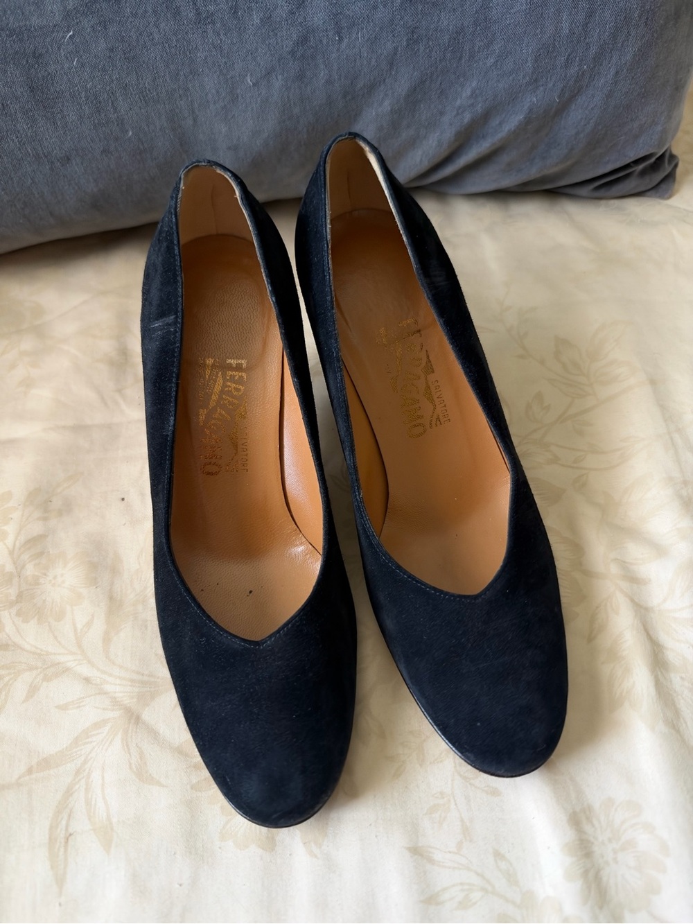 Salvatore Ferragamo Black Suede Round-Toe Pumps